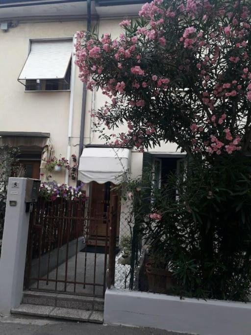 Lovely House Claudia-Perfetto Per Venezia Mestre Luaran gambar